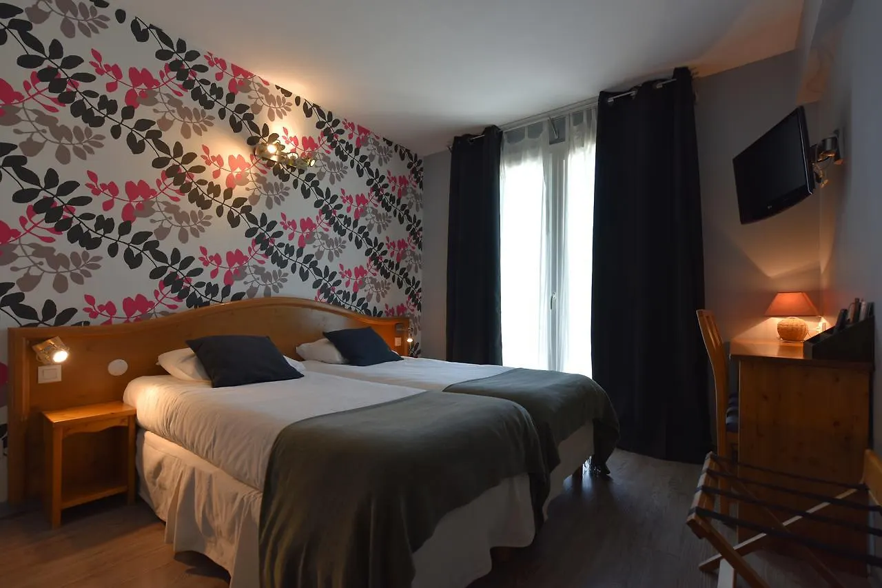 Logis Hotel Restaurant Le Castel Fleuri Saint-Jean-en-Royans