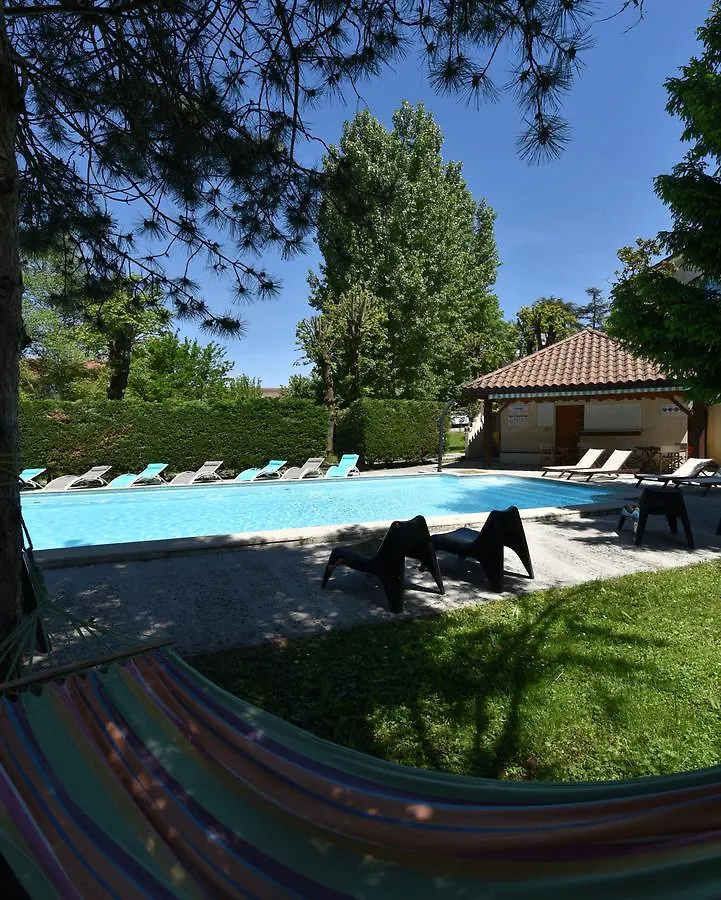 Logis Hotel Restaurant Le Castel Fleuri Saint-Jean-en-Royans Francia